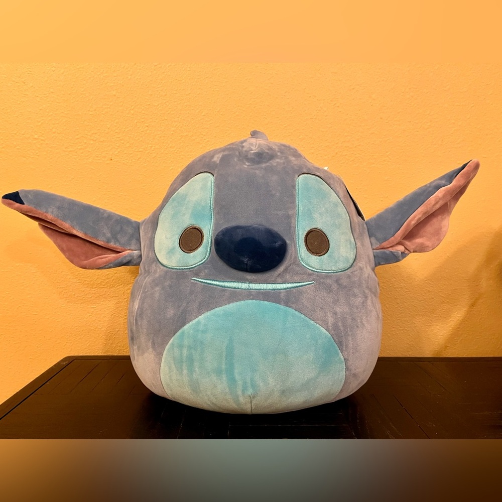 14 in. Disney Stitch Squishmallow🌺